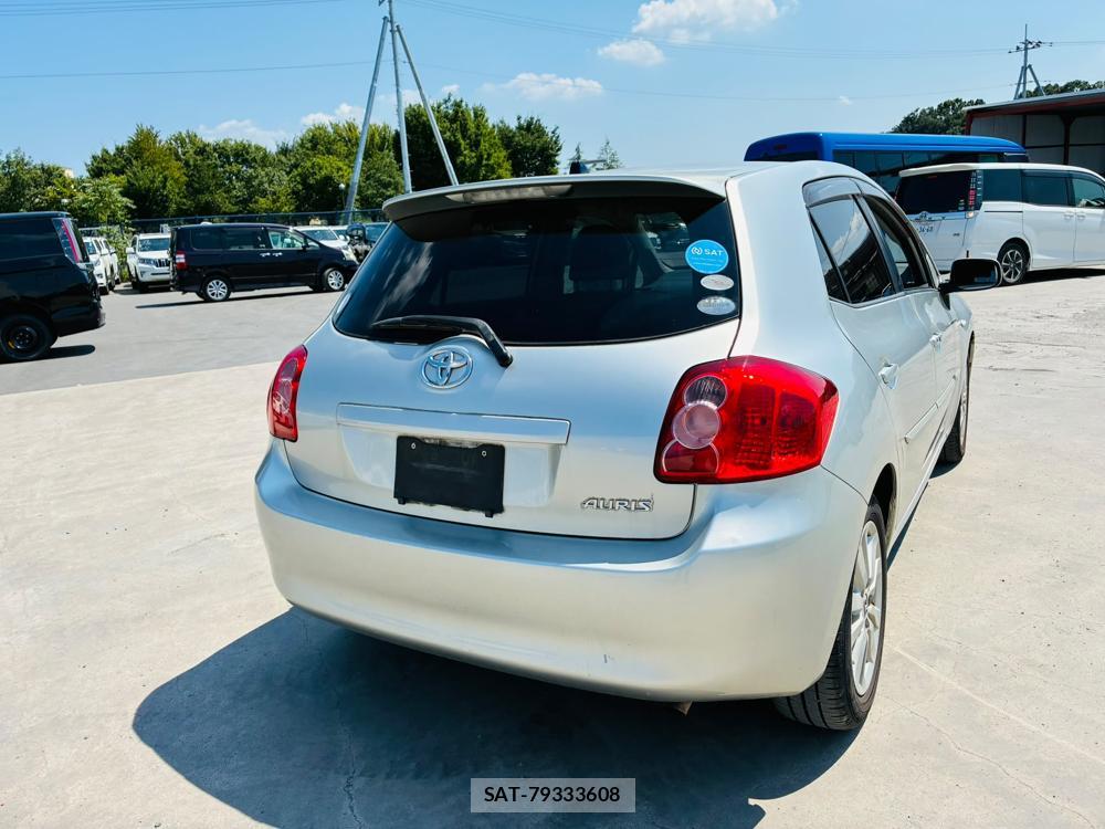 Toyota AURIS 2007-05 7933415-4
