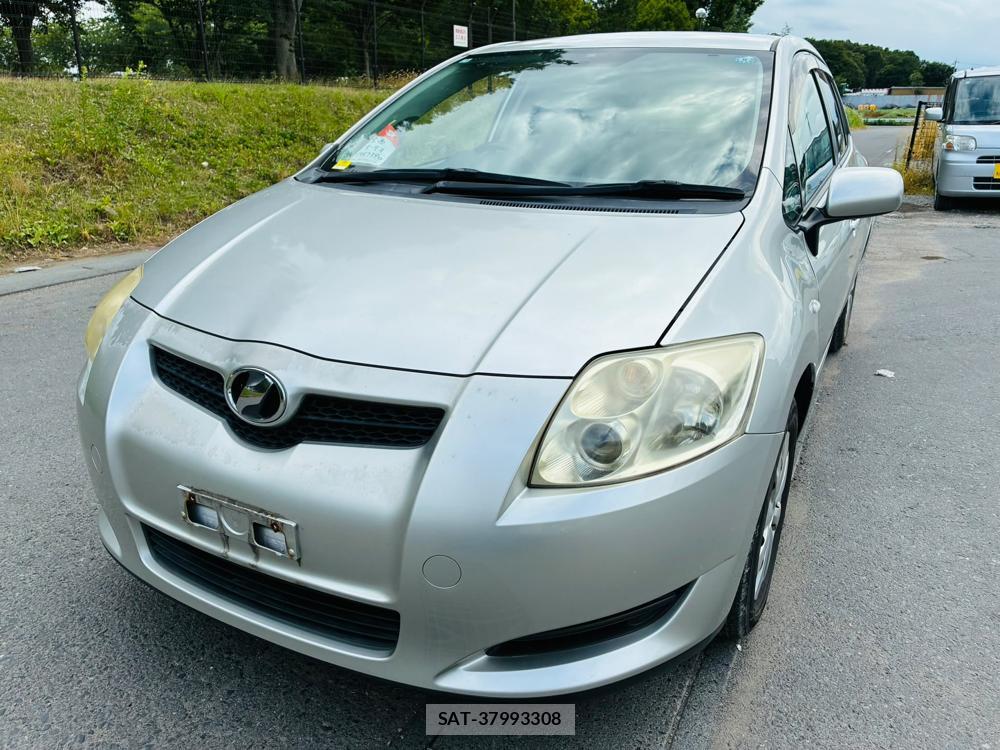 Toyota AURIS 2009-01 8083209-0