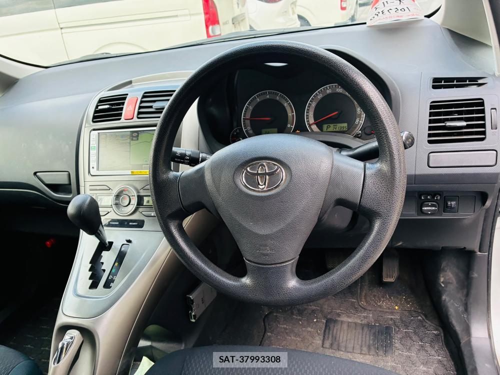 Toyota AURIS 2009-01 8083209-14