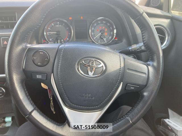 Toyota AURIS 2014-05 8228983-13