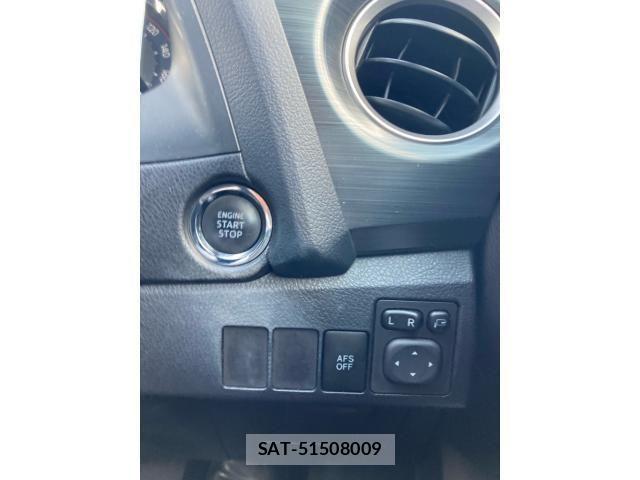 Toyota AURIS 2014-05 8228983-15