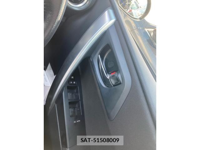 Toyota AURIS 2014-05 8228983-16