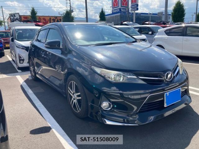 Toyota AURIS 2014-05 8228983-2