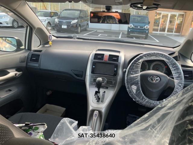 Toyota AURIS 2007-03 8313219-11