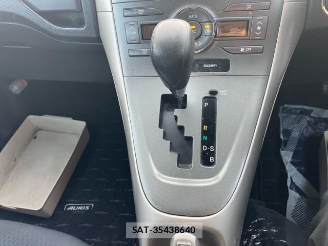 Toyota AURIS 2007-03 8313219-17