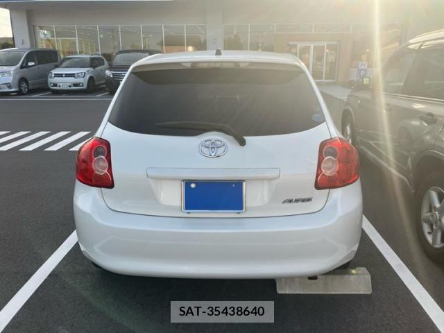 Toyota AURIS 2007-03 8313219-5