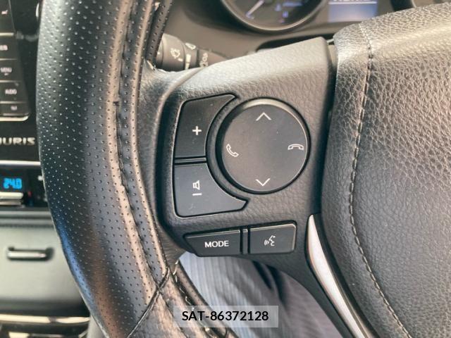 Toyota AURIS 2016-09 8313218-14