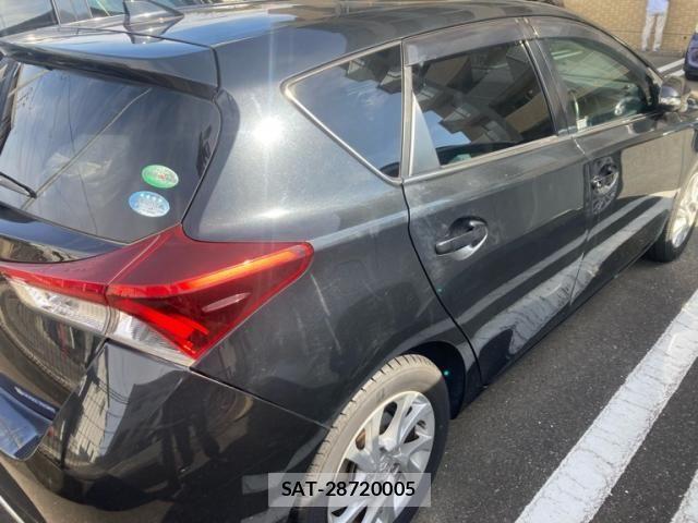 Toyota AURIS 2016-08 8334980-3