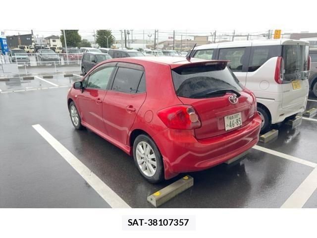 Toyota AURIS 2008-01 8353948-1