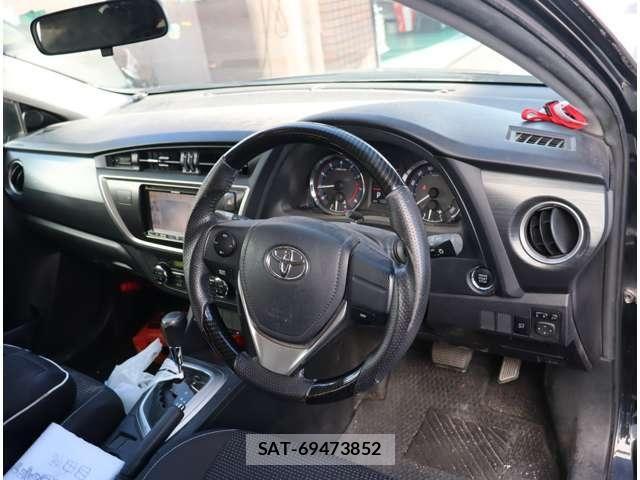 Toyota AURIS 2014-01 8364874-1