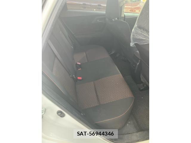 Toyota AURIS 2015-10 8411319-15