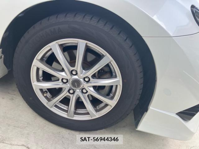 Toyota AURIS 2015-10 8411319-4