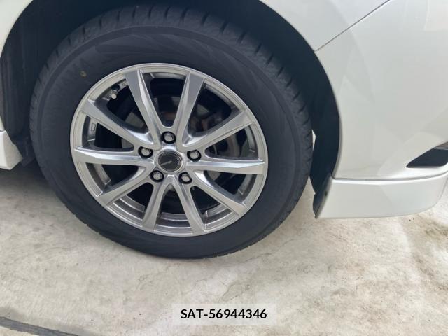 Toyota AURIS 2015-10 8411319-6