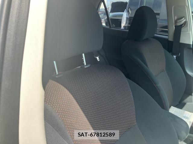 Toyota AURIS 2010-01 8411320-10