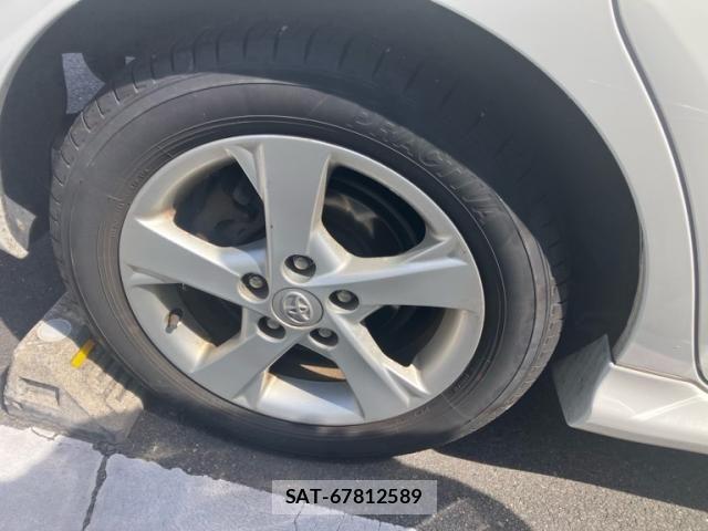 Toyota AURIS 2010-01 8411320-6