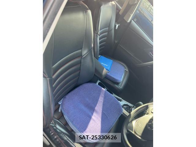 Toyota AURIS 2012-09 8457075-18