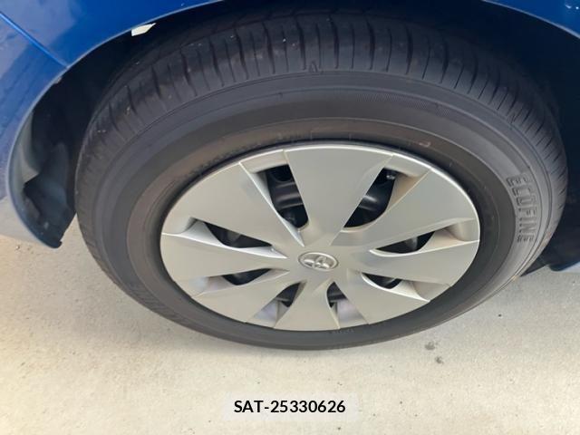 Toyota AURIS 2012-09 8457075-5