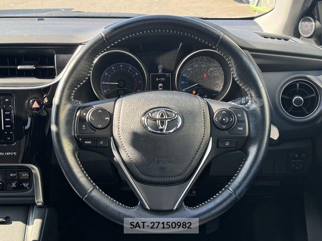 Toyota AURIS 2016-12 8485061-13