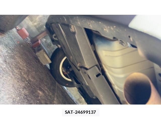 Toyota AURIS 2012-01 8485062-10