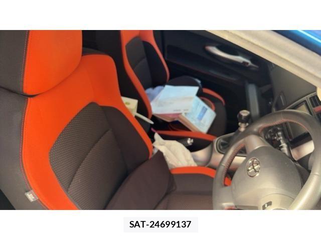 Toyota AURIS 2012-01 8485062-6
