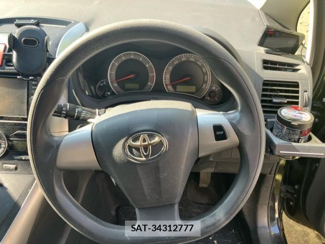 Toyota AURIS 2011-09 8561228-14