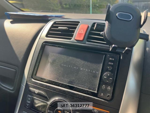 Toyota AURIS 2011-09 8561228-20