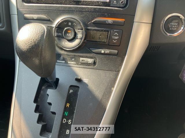 Toyota AURIS 2011-09 8561228-23