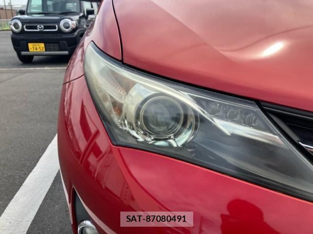 Toyota AURIS 2014-01 8625907-12