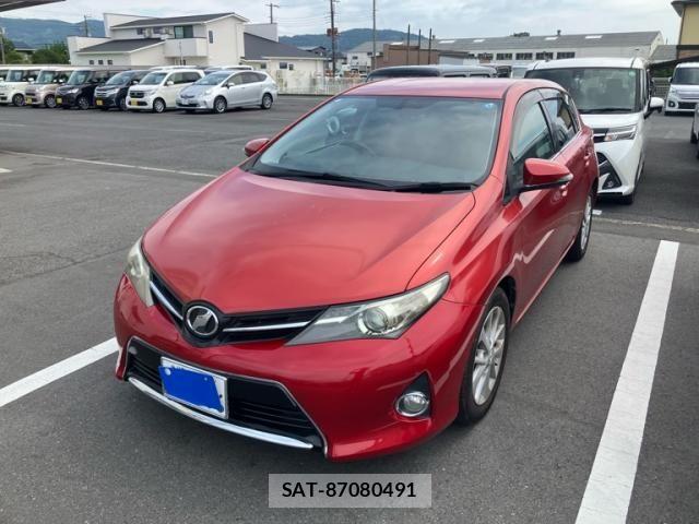 Toyota AURIS 2014-01 8625907-1