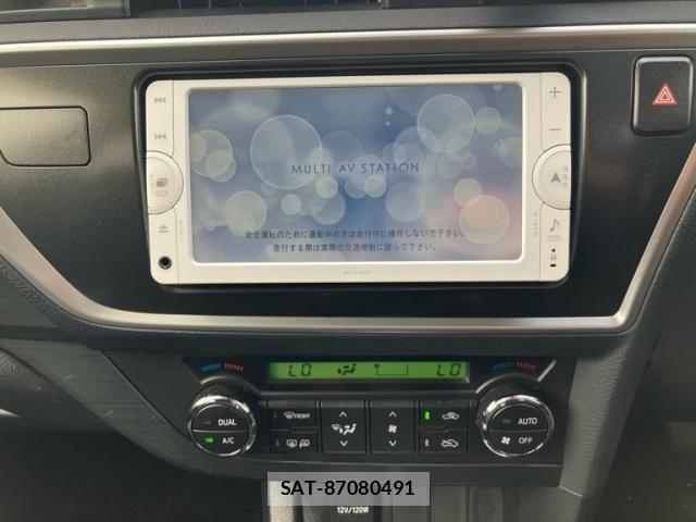 Toyota AURIS 2014-01 8625907-21