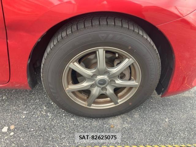 Toyota AURIS 2013-08 8625906-3