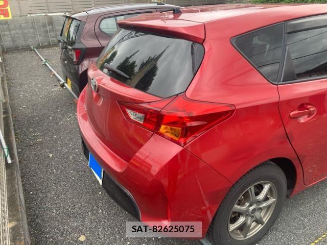 Toyota AURIS 2013-08 8625906-5