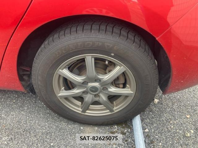 Toyota AURIS 2013-08 8625906-8