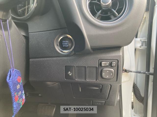Toyota AURIS 2016-02 8625905-18