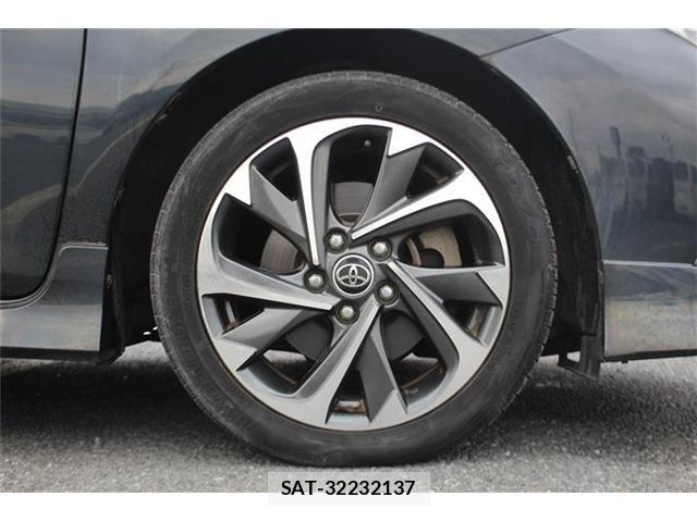 Toyota AURIS 2016-06 8625904-10