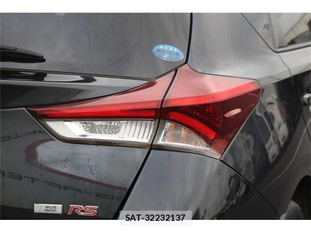 Toyota AURIS 2016-06 8625904-12