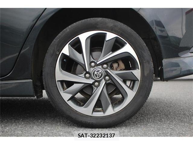 Toyota AURIS 2016-06 8625904-24