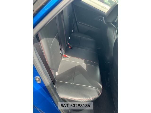 Toyota AURIS 2013-01 8658118-9