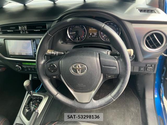 Toyota AURIS 2013-01 8658118-14