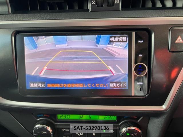 Toyota AURIS 2013-01 8658118-16
