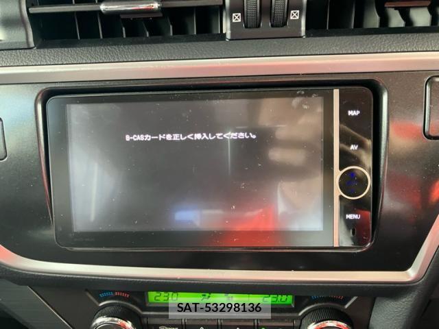 Toyota AURIS 2013-01 8658118-18