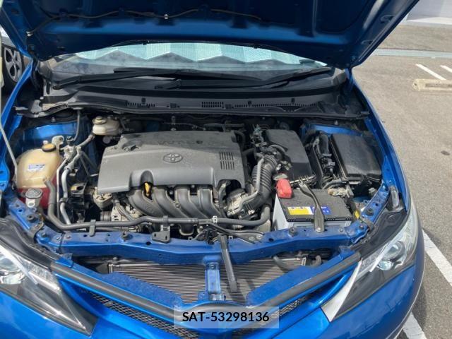 Toyota AURIS 2013-01 8658118-8