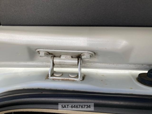 Toyota AURIS 2010-09 8658123-17