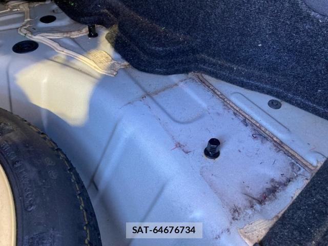 Toyota AURIS 2010-09 8658123-18