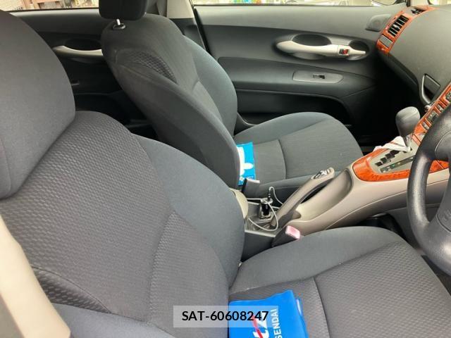 Toyota AURIS 2007-10 8658122-10