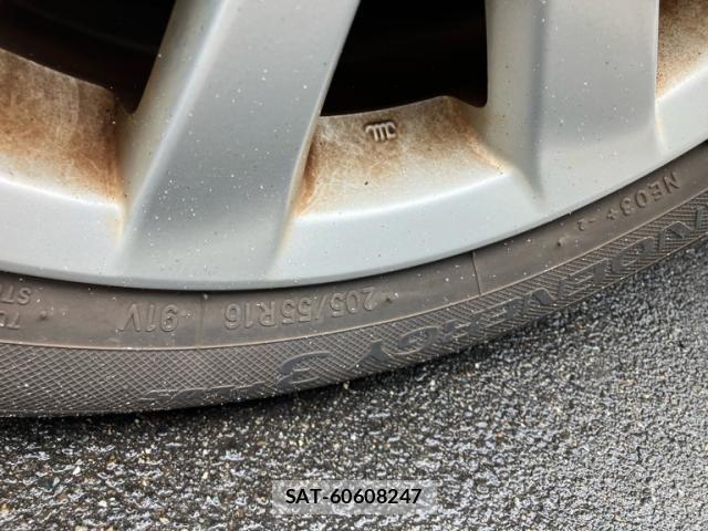 Toyota AURIS 2007-10 8658122-3