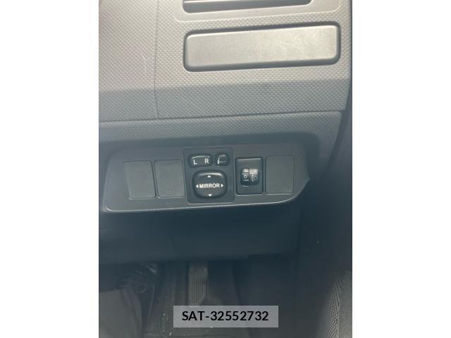Toyota AURIS 2007-02 8658120-16