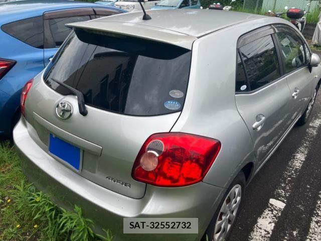 Toyota AURIS 2007-02 8658120-2