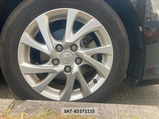 Toyota AURIS 2016-11 8740735-4