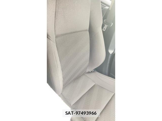 Toyota AURIS 2016-06 8779567-10
